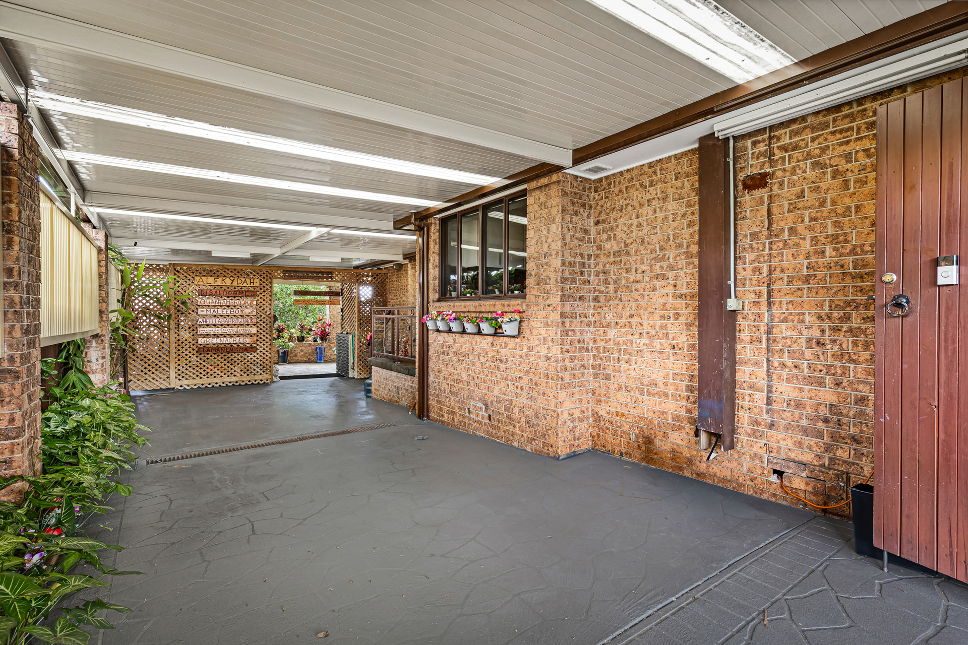 38 Wearne Road, Bonnyrigg - Thumbnail 3
