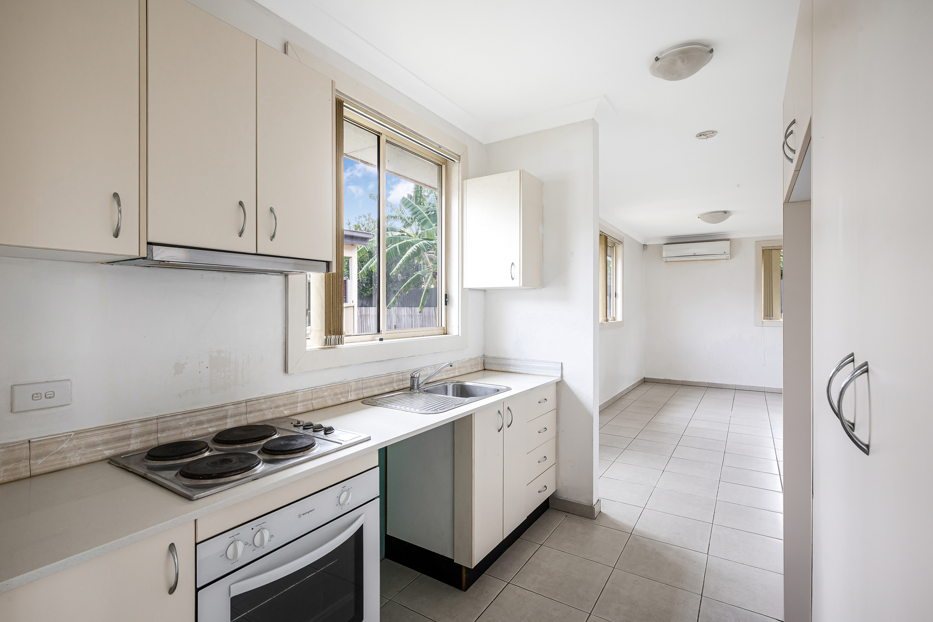 16A Kilmorey Street, Busby - Thumbnail 5