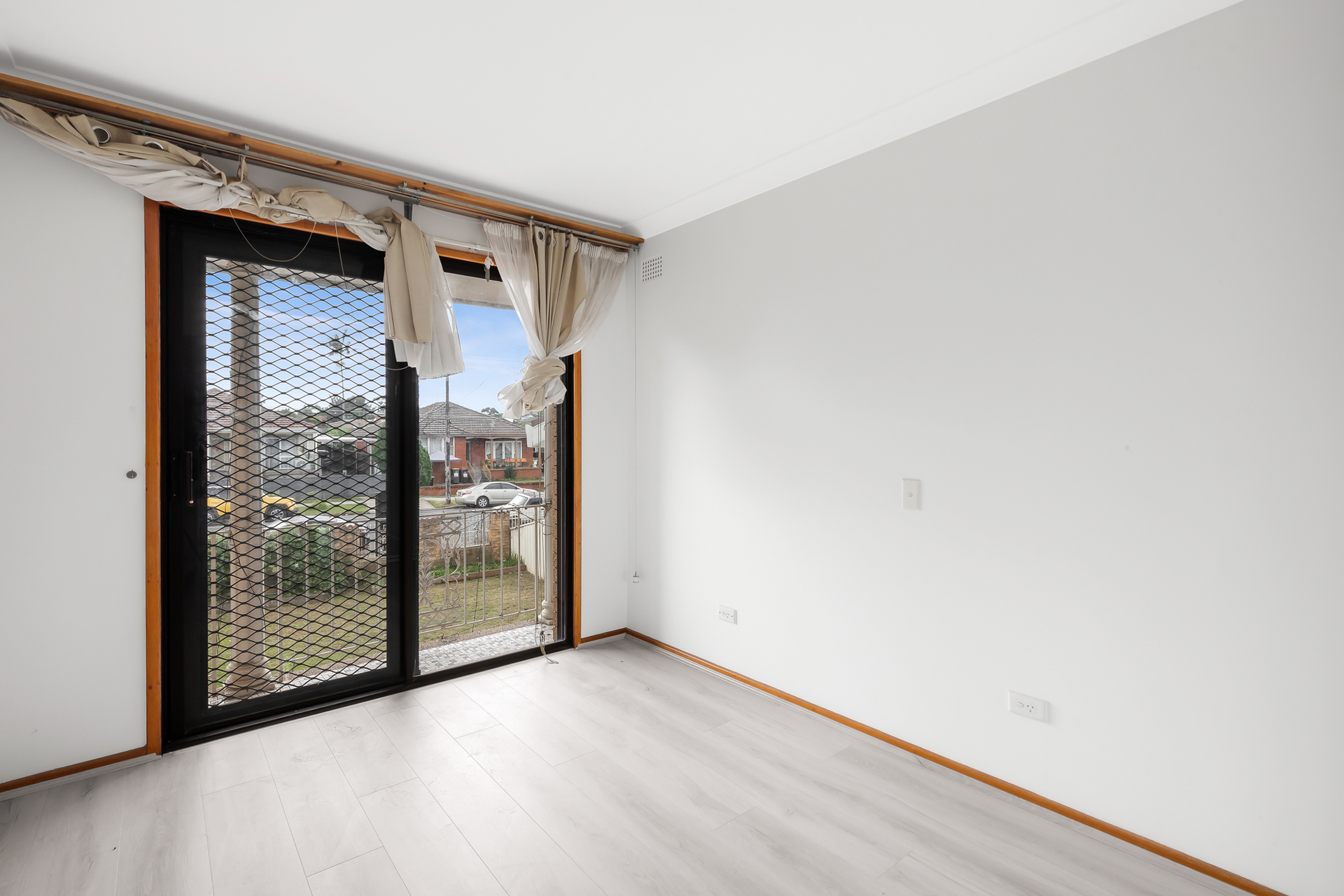 25 Stanbrook Street, Fairfield Heights - Thumbnail 4