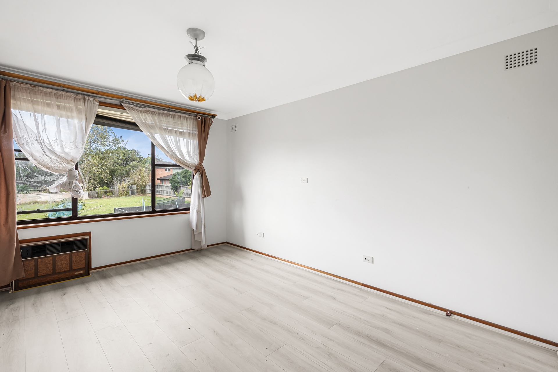 25 Stanbrook Street, Fairfield Heights - Thumbnail 2
