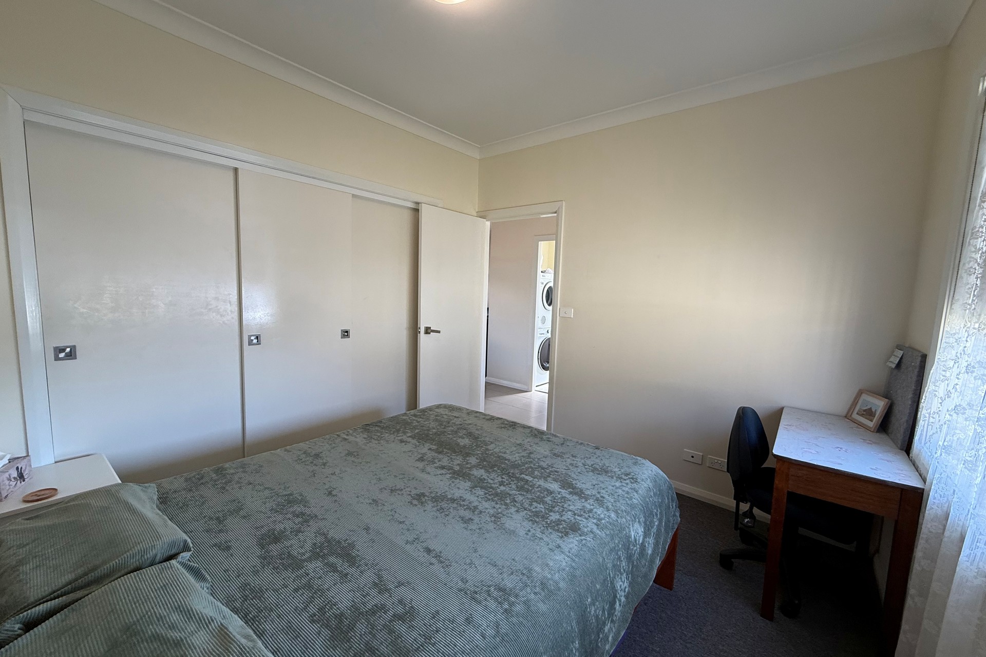 2A Barara Place, Fairfield West - Thumbnail 2