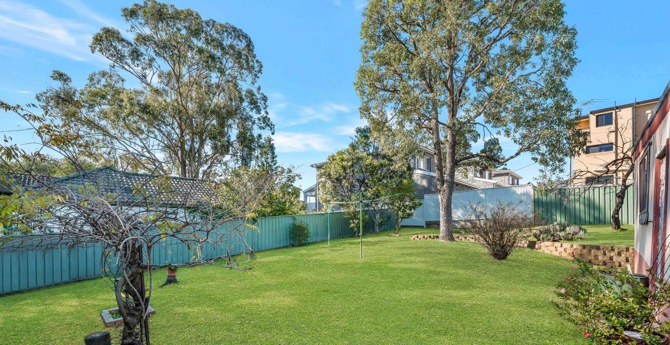 16 York Street, Casula - Thumbnail 2