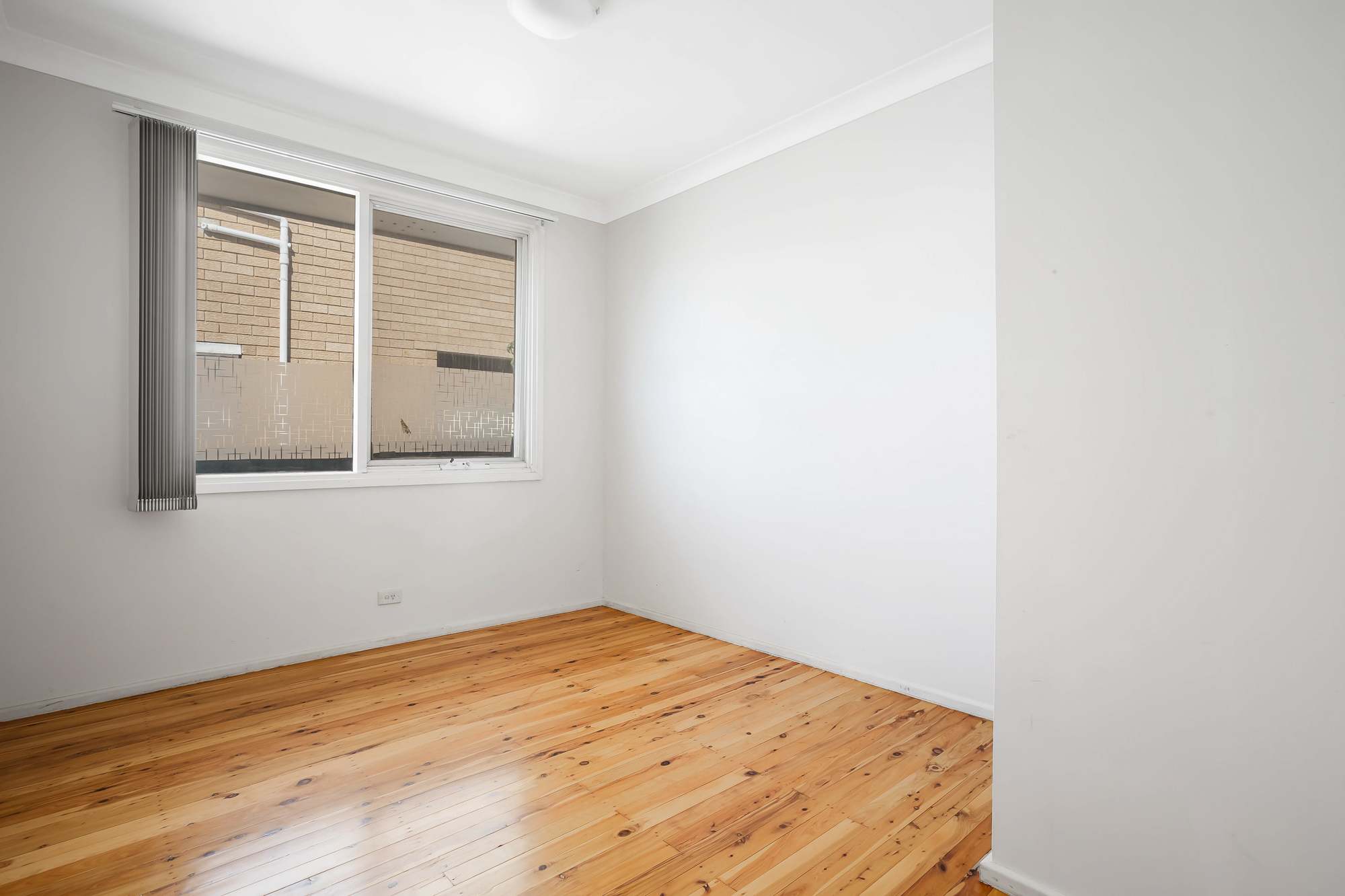6 Pensacola Place, Casula - Thumbnail 2
