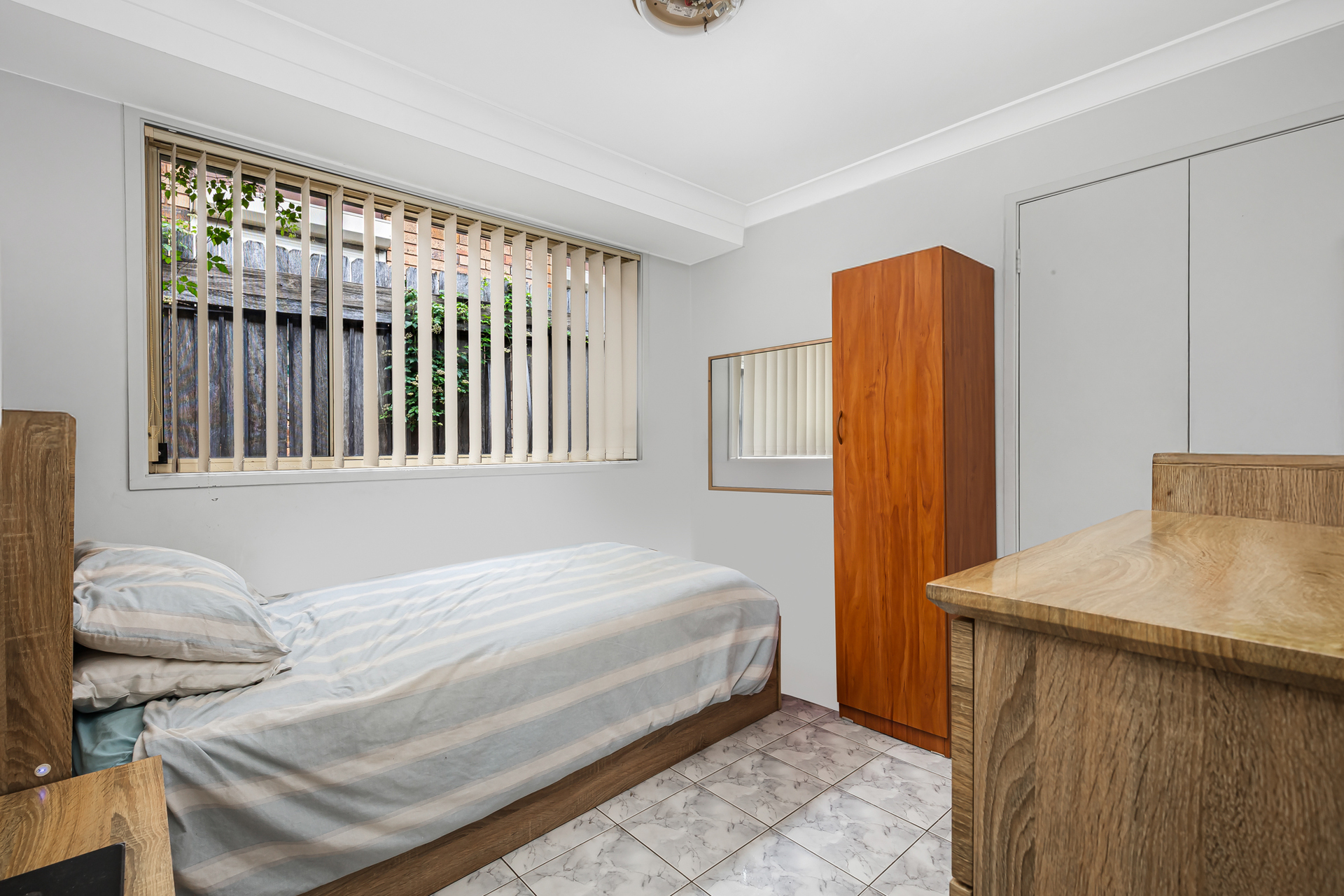 8 Barron Place, Bossley Park - Thumbnail 5