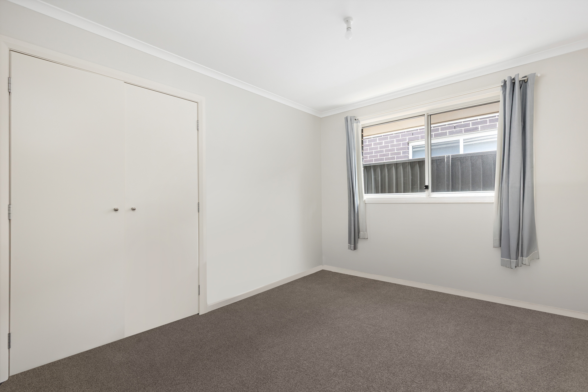 46 Silverton Street, Gregory Hills - Thumbnail 4