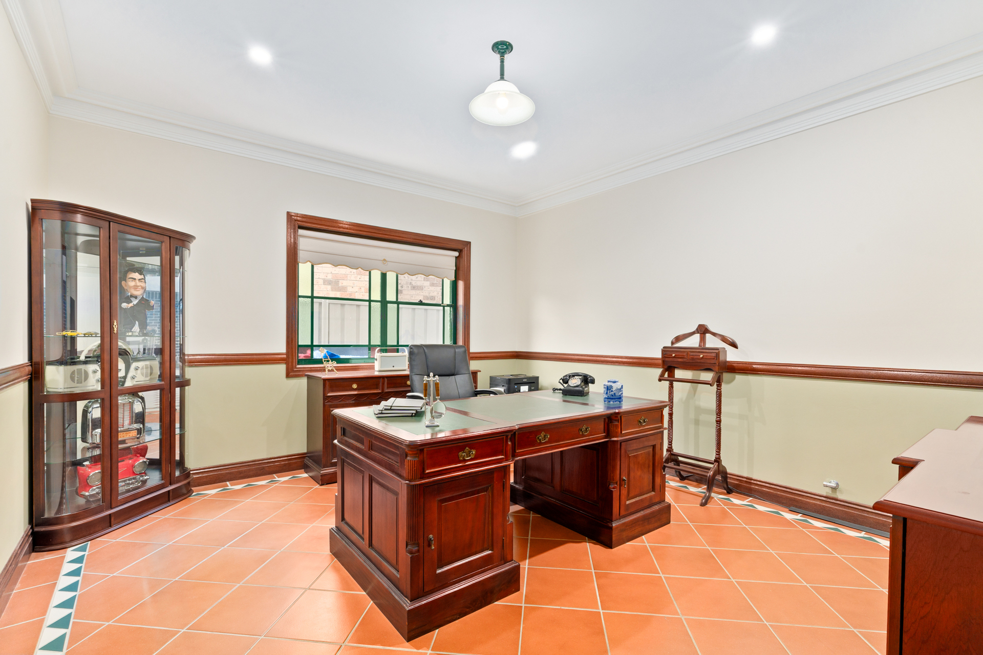 29 Heysen Street, Abbotsbury - Thumbnail 6