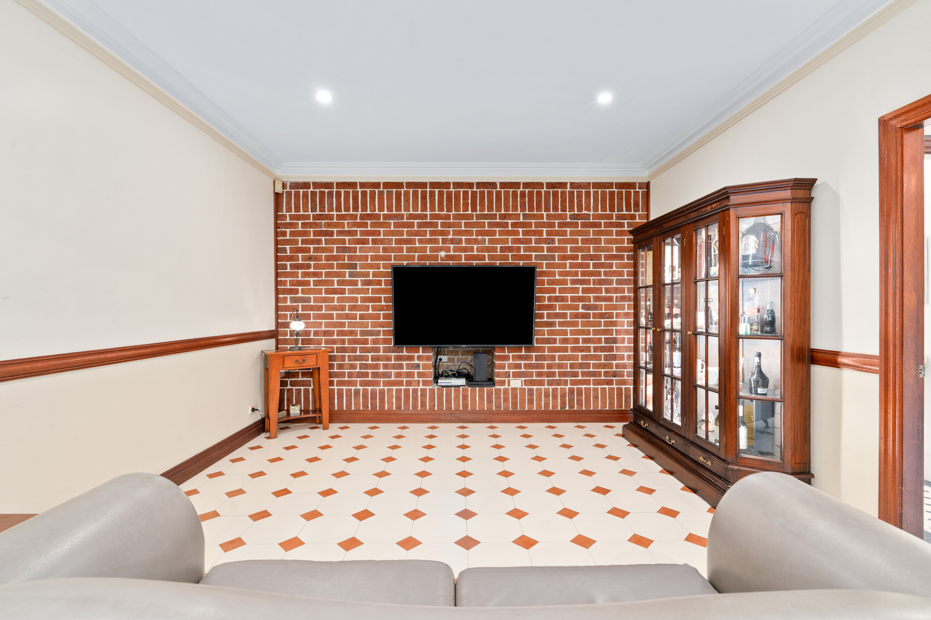 29 Heysen Street, Abbotsbury - Thumbnail 2