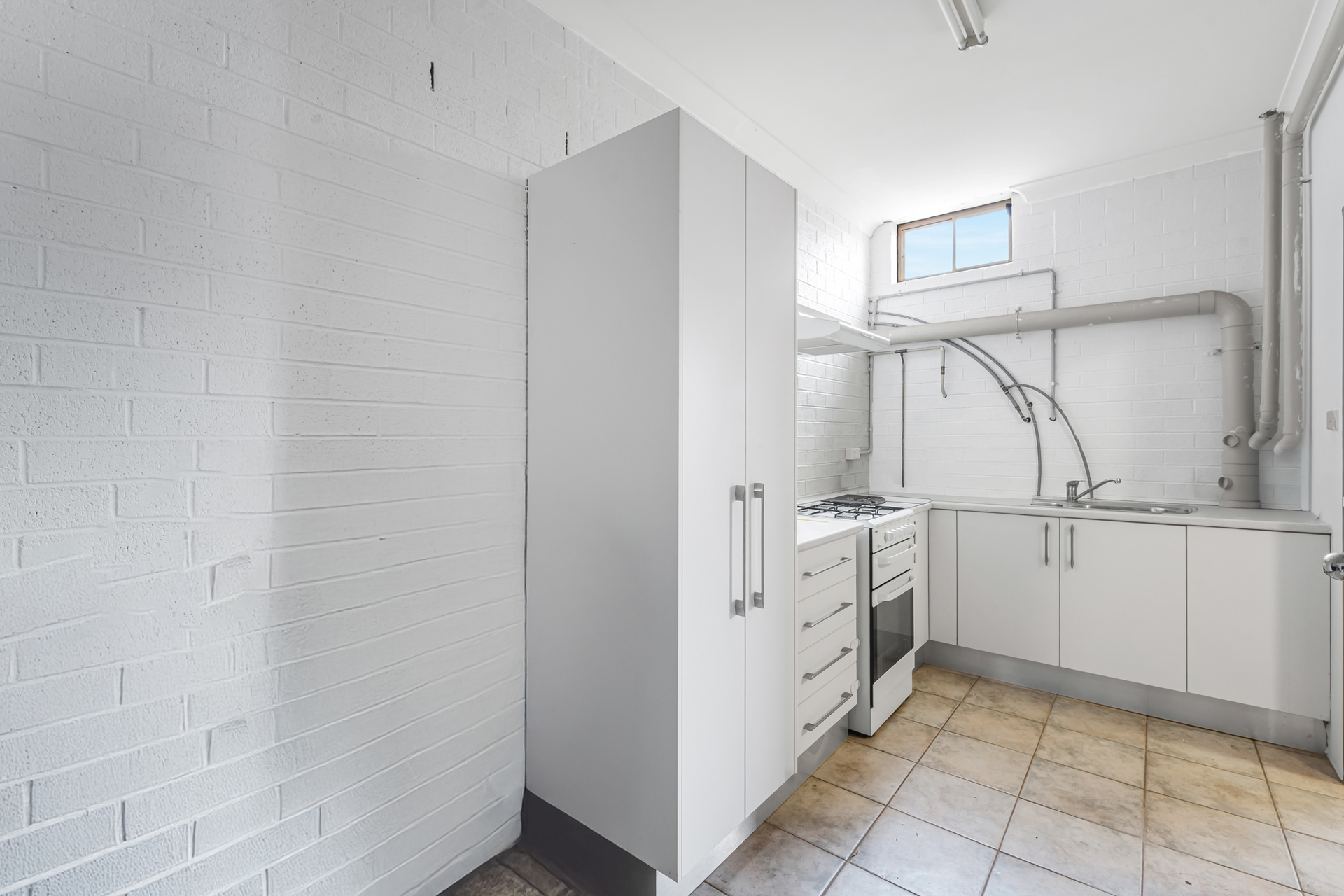 15 Dunalley Street, West Hoxton - Thumbnail 3