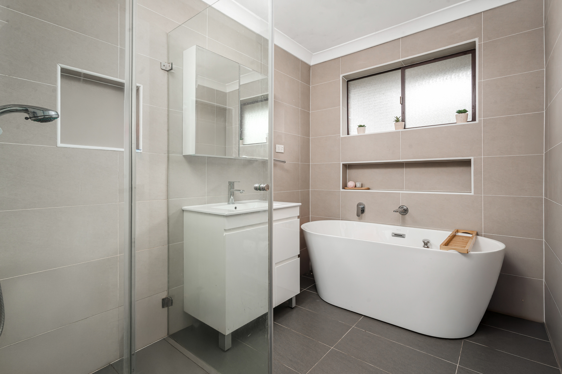 3 Grady Gardens, Smithfield - Thumbnail 7