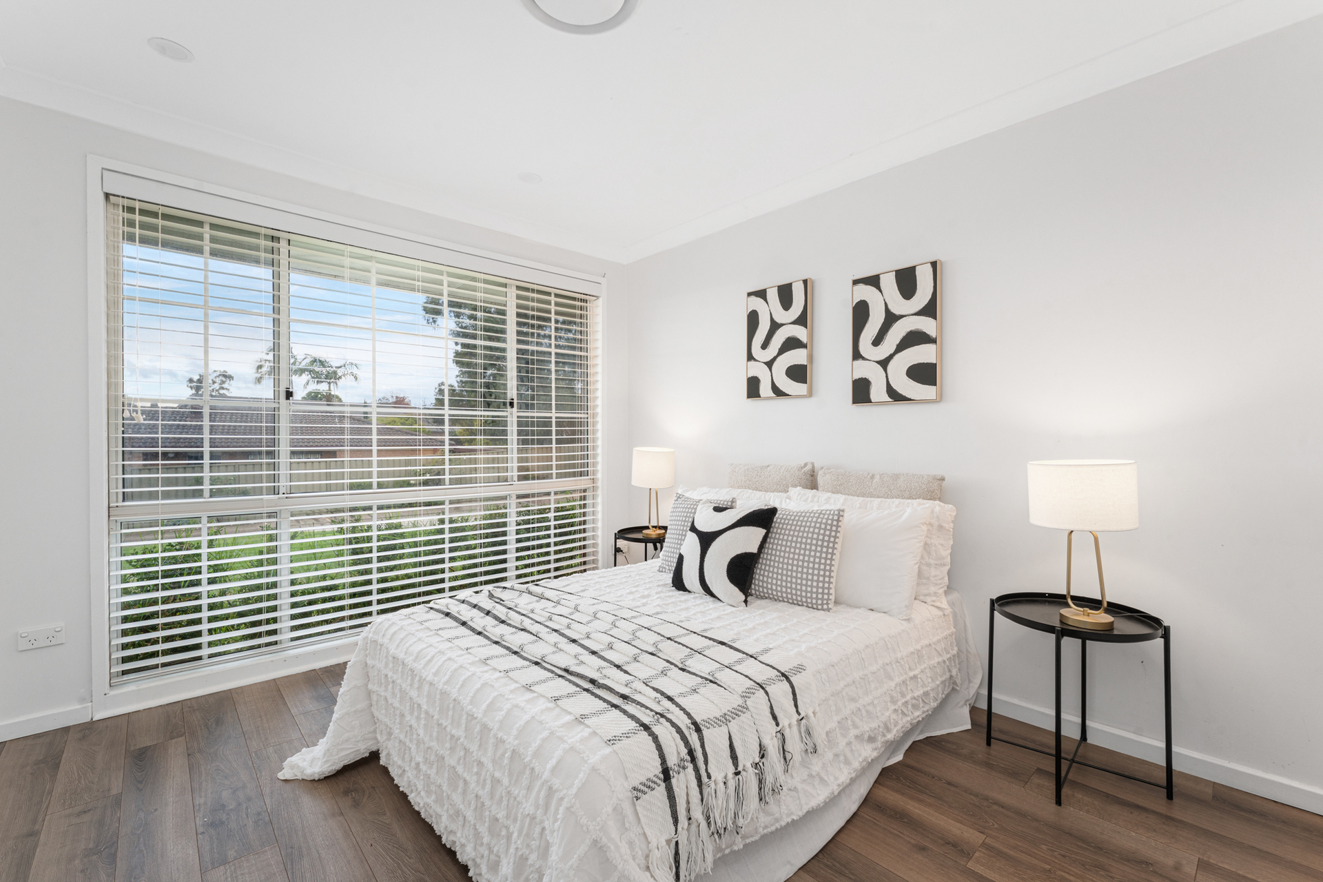 9 Usher Close, Abbotsbury - Thumbnail 2