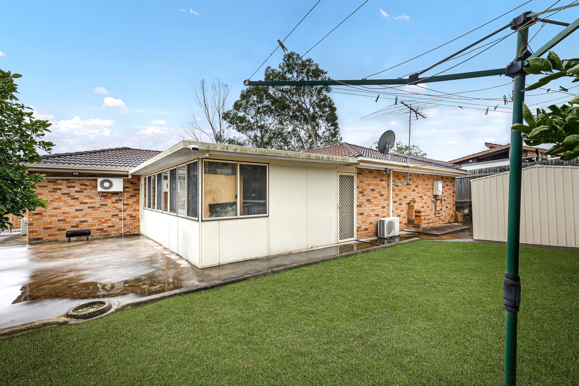 8 Barron Place, Bossley Park - Image 1